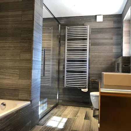 D'en 木屋 圣吕克